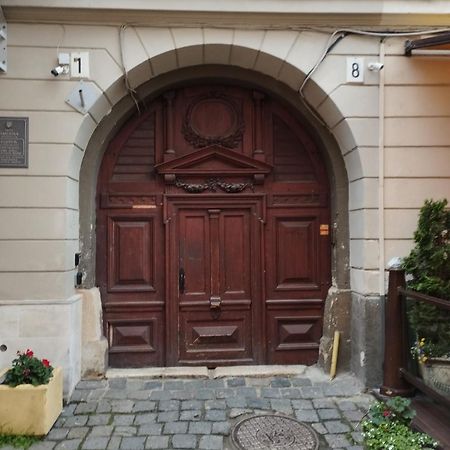 Na Katedralniy Lejlighed Lviv Eksteriør billede